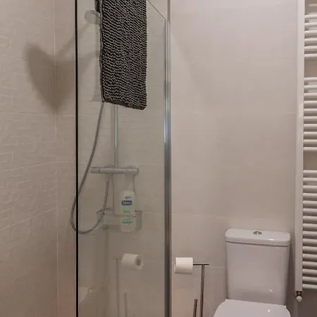 Turistico 'botica Moro' * 보냐르